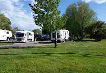Photo of Holiday Hills RV Park