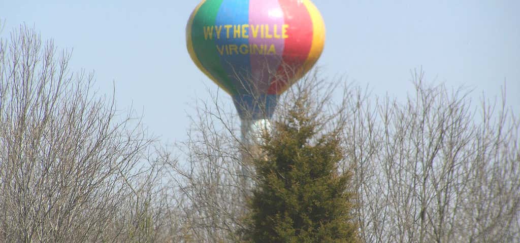 Photo of Wytheville Water Tower