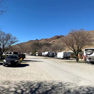 Soledad Canyon RV & Camping Resort - Thousand Trails