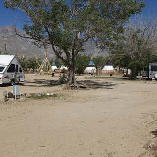 Olancha RV Park & Motel