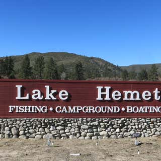 Lake Hemet Campground