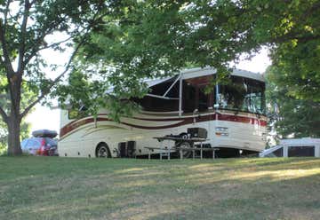 Photo of Lake Erie State Park Campground