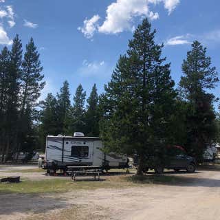 Headwaters Campground & RV Park