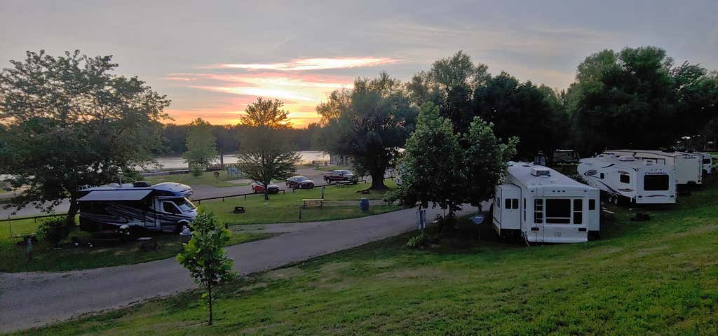Photo of Riverfront Park Campground