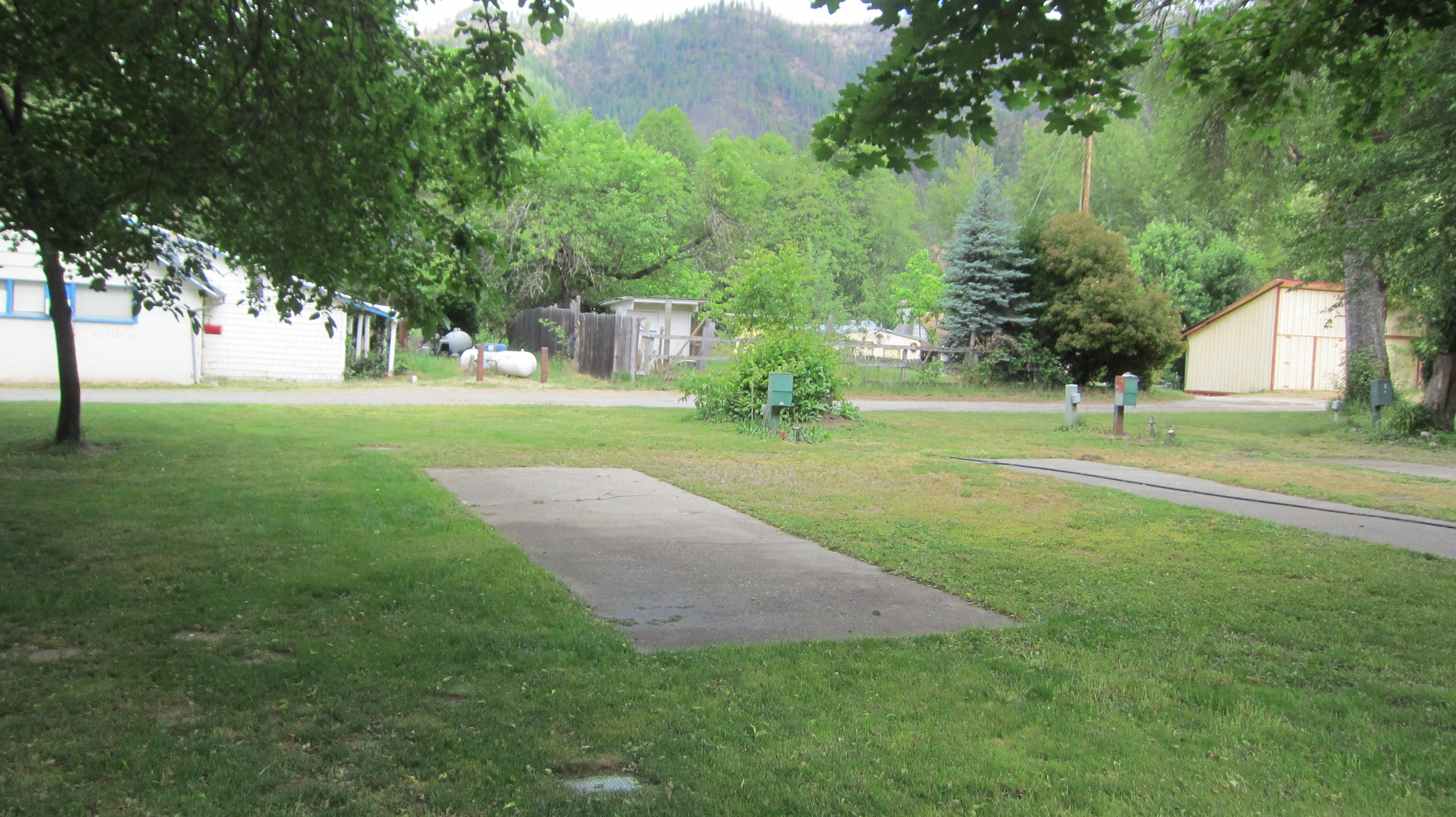 Mid River RV Park
