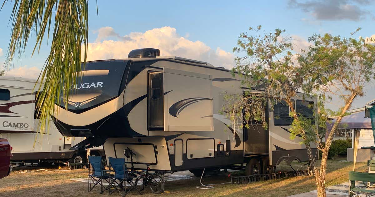 Harbor Lakes RV Resort Thousand Trails, Florida Roadtrippers