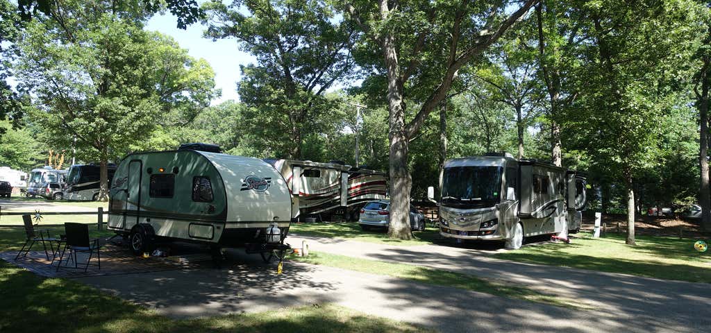 Photo of Oak Grove Resort & Campground