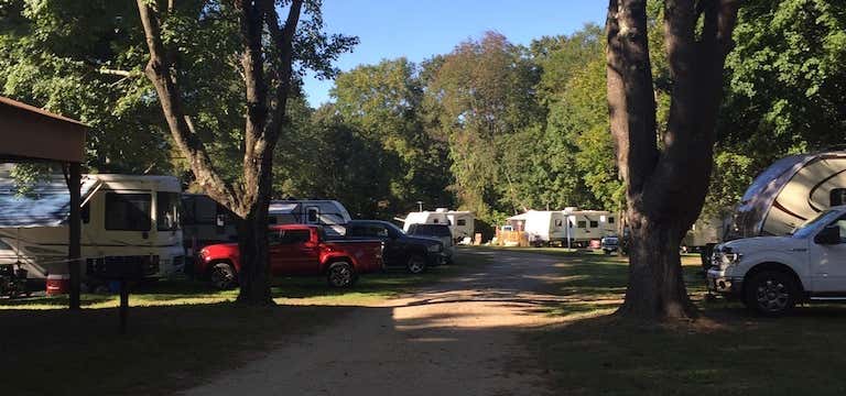 Photo of Wolf's Den Family Campground