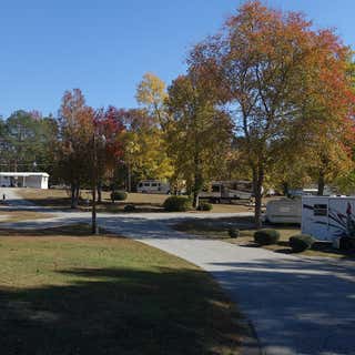 Stone Mountain Heights RV & Mobile Home Park