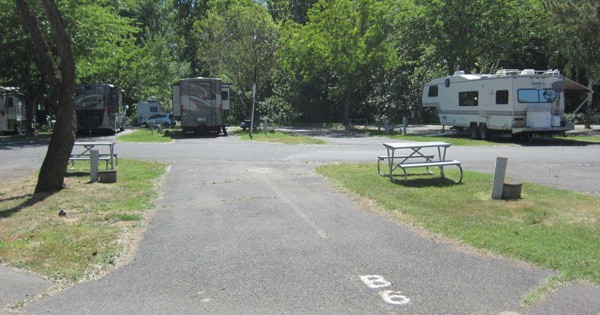 Holiday RV Park, Phoenix Roadtrippers