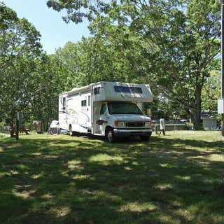 Sippewissett Campground & Cabins