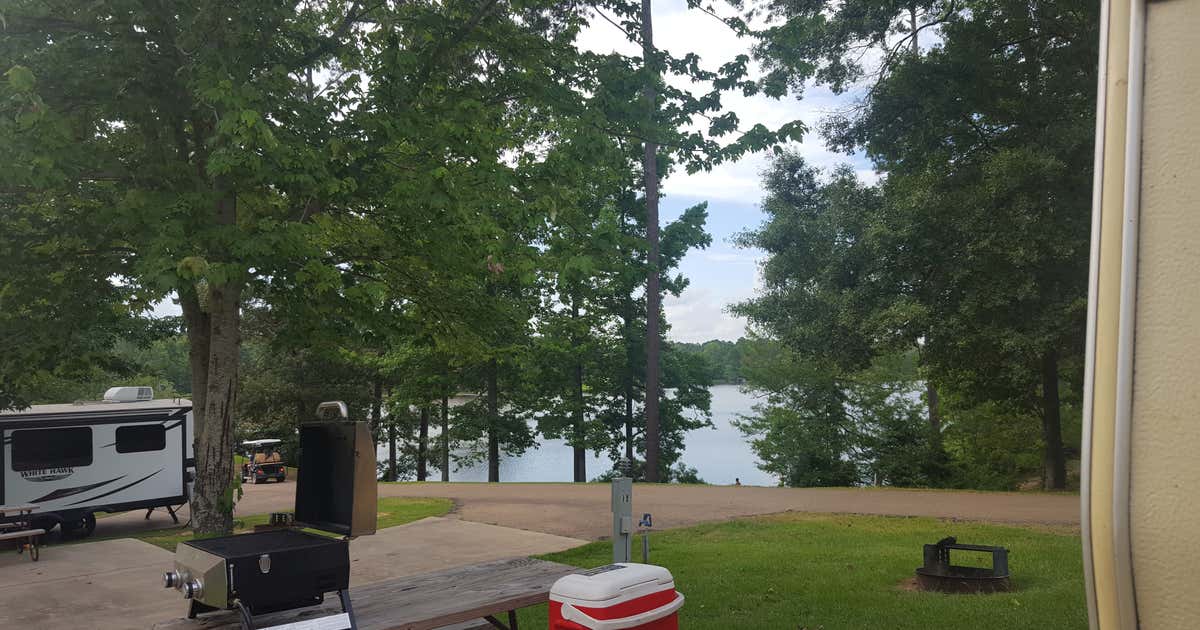 Yogi on the Lake Jellystone Park CampResort Pelahatchie