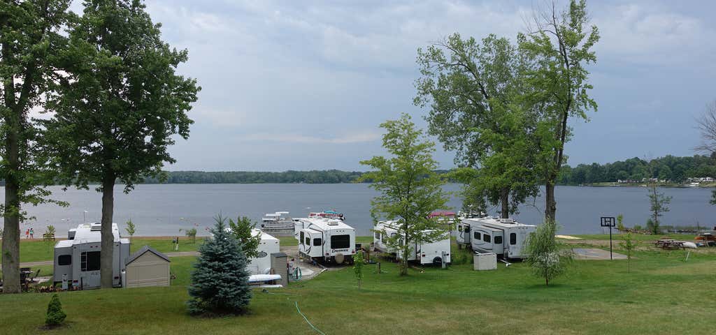 Photo of Gile’s Swan Lake Campground
