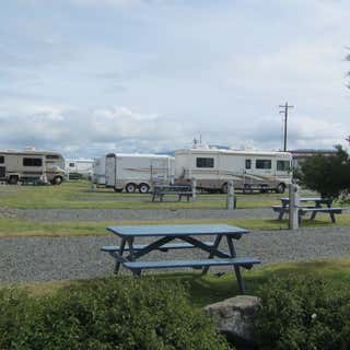 Harborview Inn & RV Park