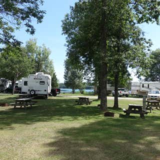 Loons Point RV Park & Campground