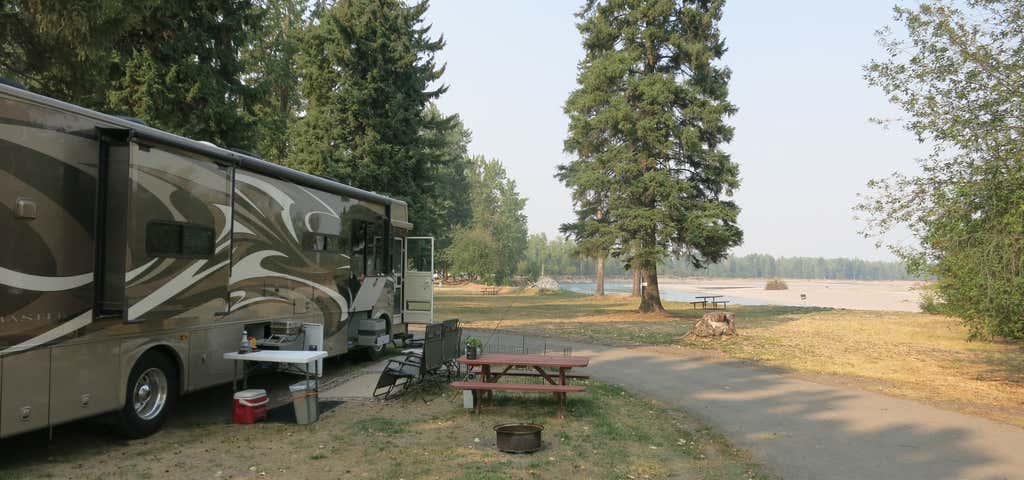 Photo of Spruce Park on the River RV Resort