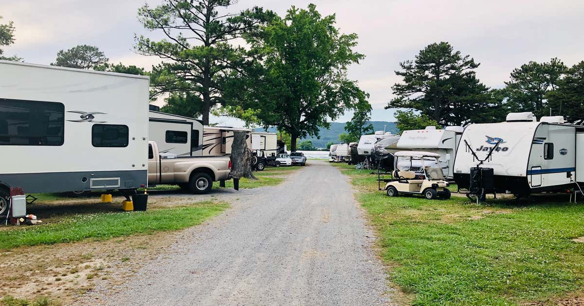 Mountain Lakes RV Resort, Langston Roadtrippers