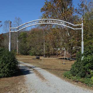 Hitching Post Campground
