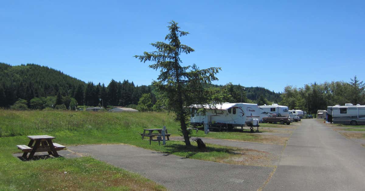 Coho Marina & RV Park, Reedsport Roadtrippers