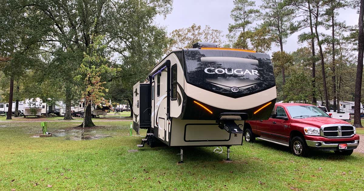 Jellystone Park Camp Resort, Robert Roadtrippers