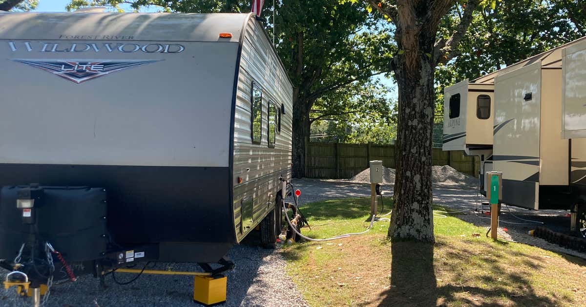 Northern Kentucky RV Park, Dry Ridge Roadtrippers