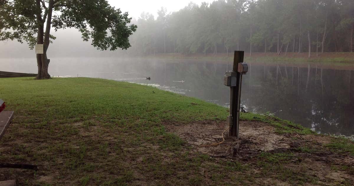 LakeAWay Campground & Cabins, Wiggins Roadtrippers