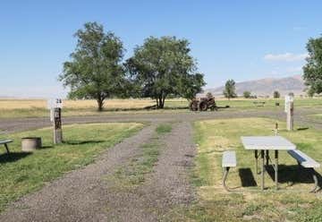 Photo of Earp and James Hitching Post