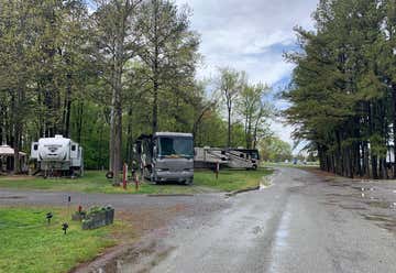 Photo of Harbor View RV & Camping Resort Thousand Trails