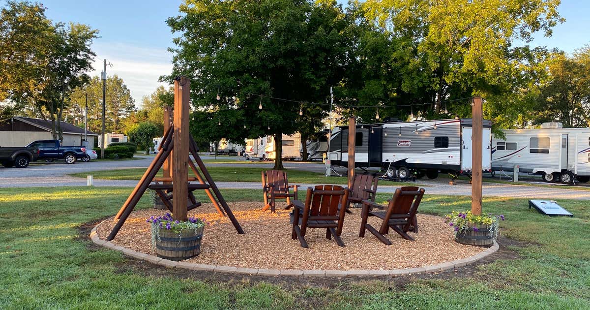 Clarksville RV Resort, Clarksville Roadtrippers