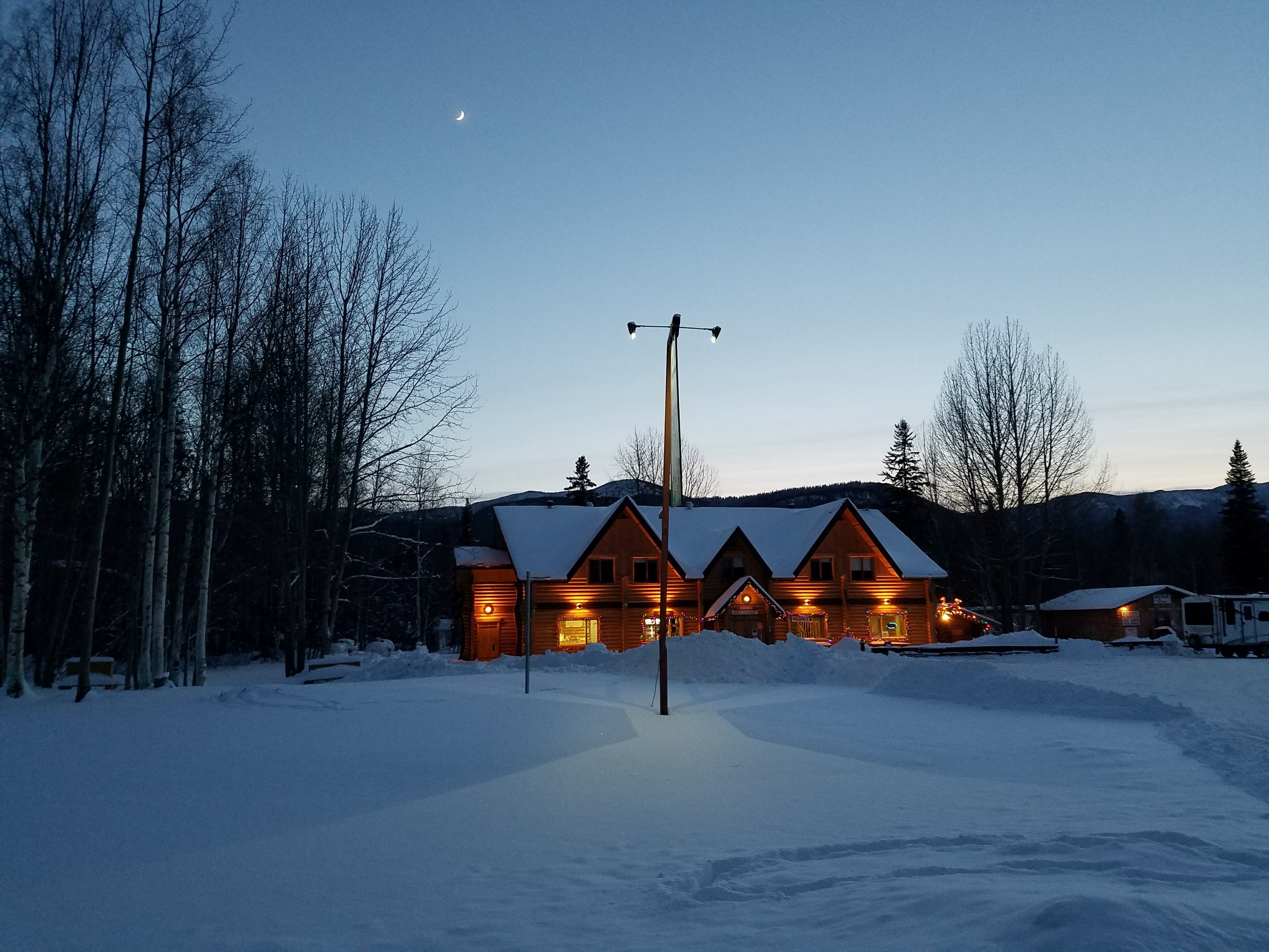 Liard Hot Springs Lodge & RV Park