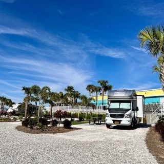 Camp Margaritaville RV Resort and Cabana Cabins Auburndale