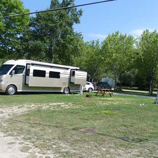 Lakeshore Park Campground
