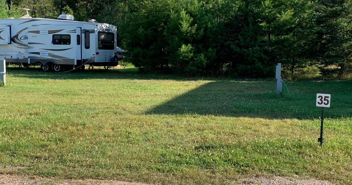 Plum Pines RV Park & Campground, Sayner Roadtrippers