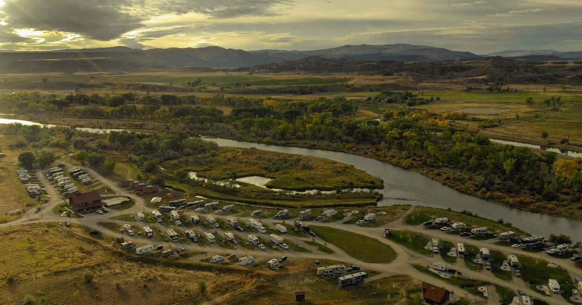 Glenwood Springs West Colorado River KOA Holiday, Silt Roadtrippers