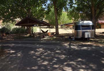 Photo of Escalante Petrified Forest State Park