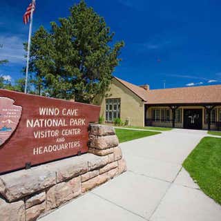 Wind Cave Visitor Center