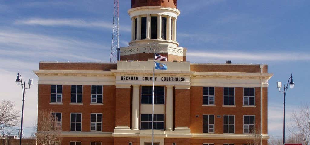 Photo of Beckham County Courthouse