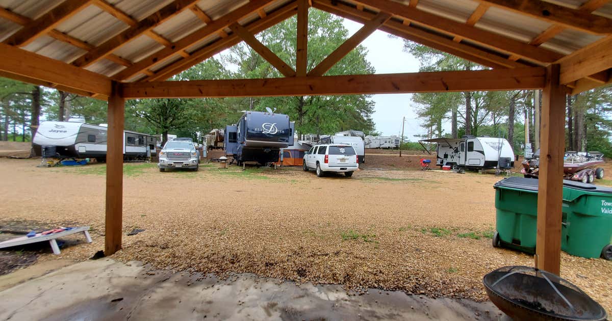 Vaiden Campground, Vaiden Roadtrippers