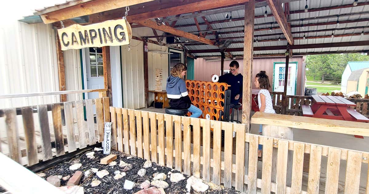 Custer Crossing Family Campground, Deadwood Roadtrippers
