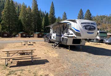Photo of Yosemite Lakes RV Resort