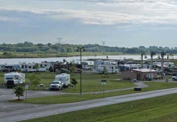 Photo of 370 Lakeside Park Campground
