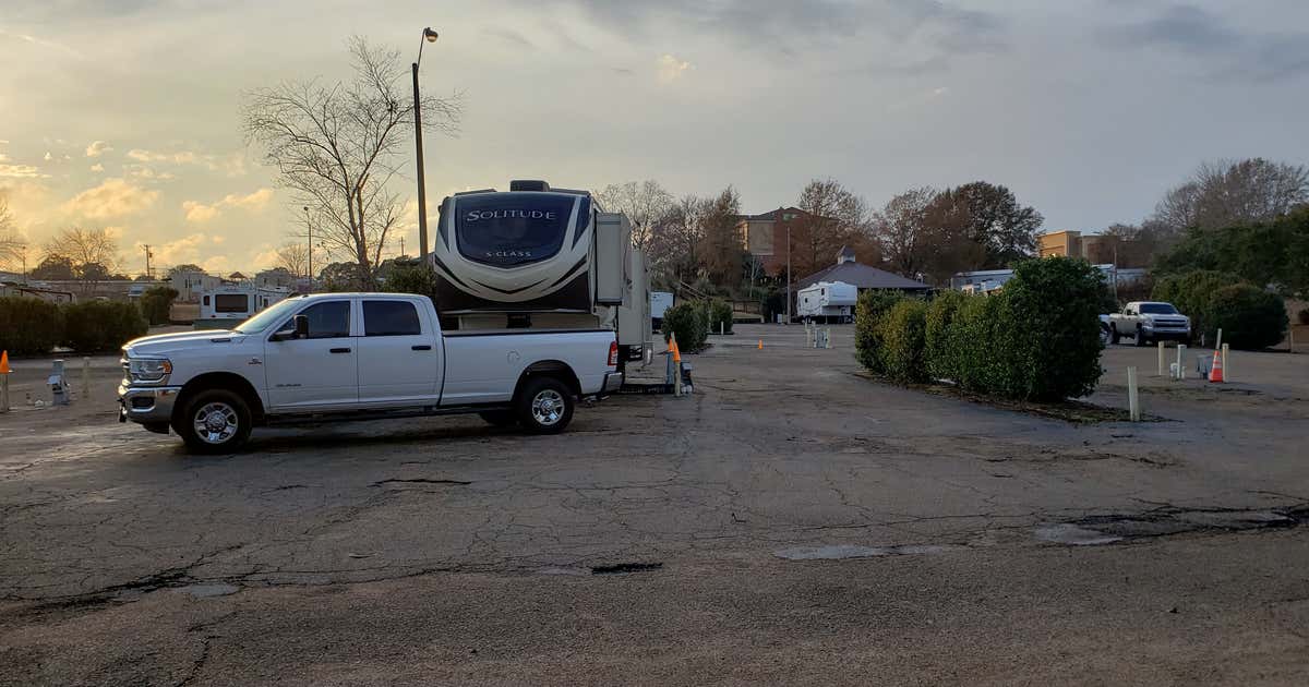 Springridge Mobile Estates & RV Park, Clinton Roadtrippers