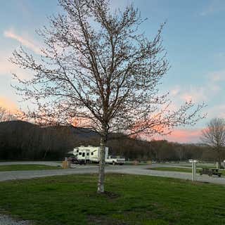 Windrock Park Campground