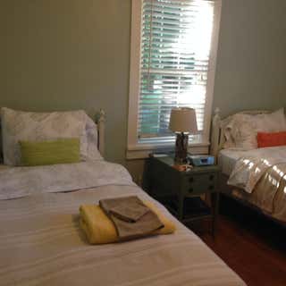 Hummingbird Bed & Breakfast Door County