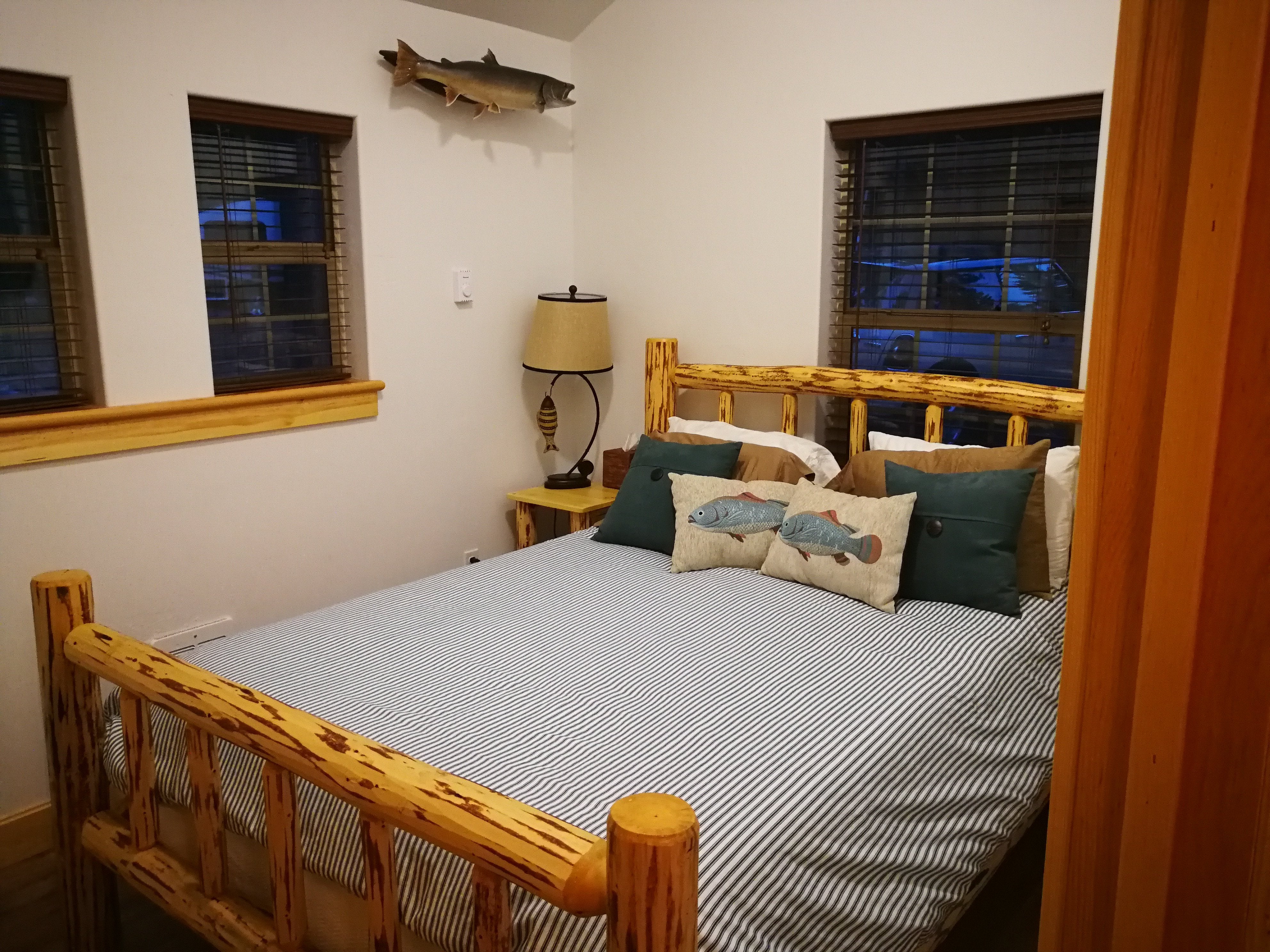Whispering Pines Cabins