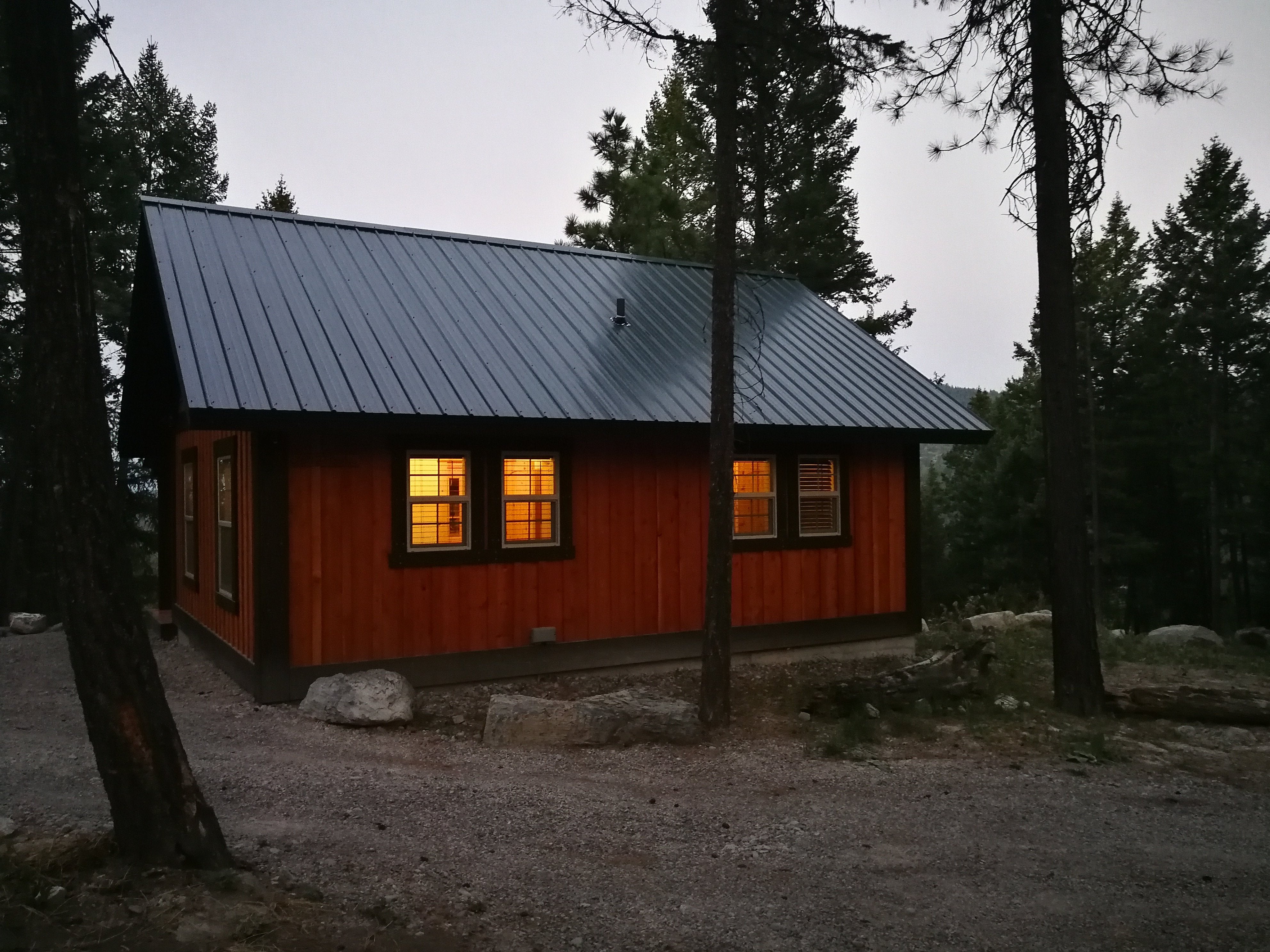 Whispering Pines Cabins