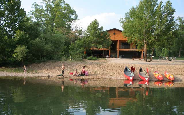 River's Edge Resort