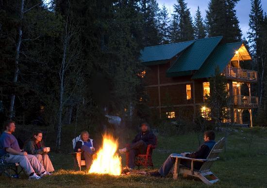 'eh' Canadian Lodge