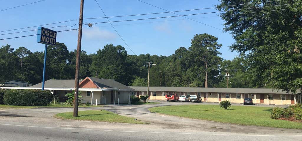 Carole Motel