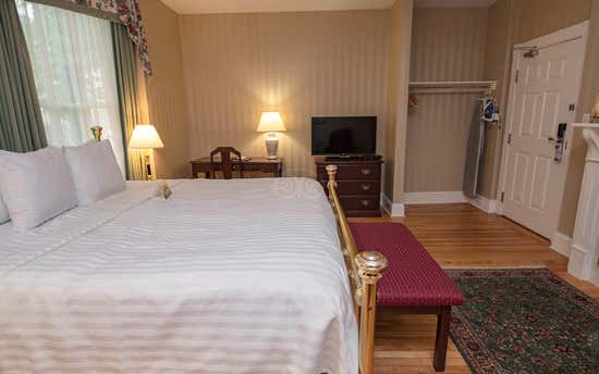Quality Inn & Suites Downtown